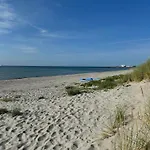 Strandgaarden 3* Vesterø Havn