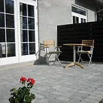 Strandgaarden Vesterø Havn