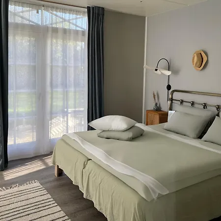Strandgaarden 3*