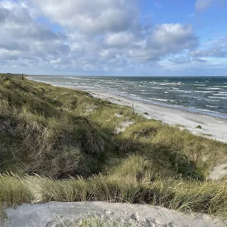 Strandgaarden 3* Vesterø Havn