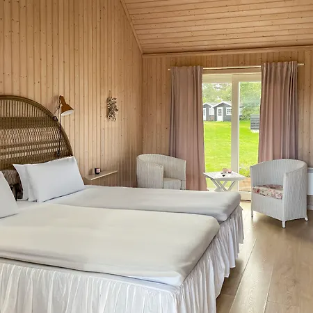 Strandgaarden Vesterø Havn