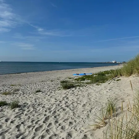 Strandgaarden 3* Vesterø Havn