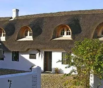 Hotel Strandgaarden Vesterø Havn