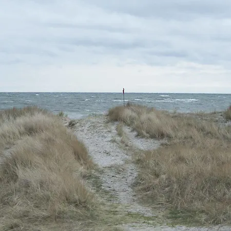 Strandgaarden Hotel 3*