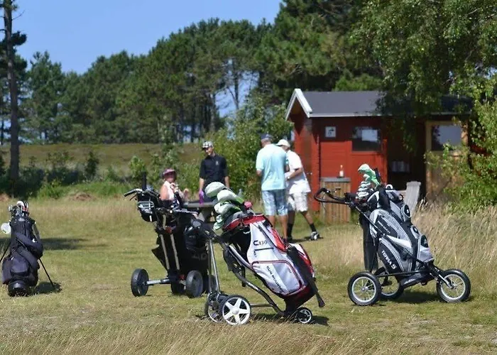Strandgaarden 酒店 Vesterø Havn